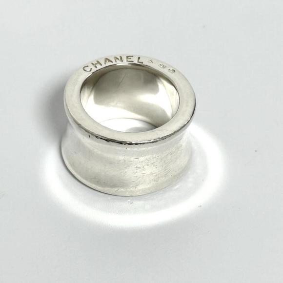 CHANEL Authentic Vintage Silver Ring - Picture 5 of 10